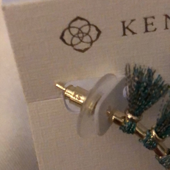 Kendra Scott Evie Gold Tone Hoop Earrings Turquoise Tassels NEW - Picture 5 of 12